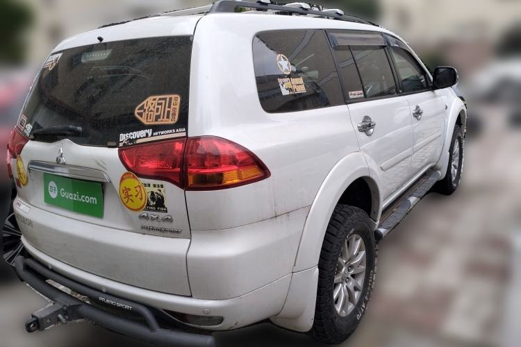 Used Mitsubishi Pajero Sport 2013 3.0L Automatic 4x4 Executive Edition Rear Right 45 Deg
