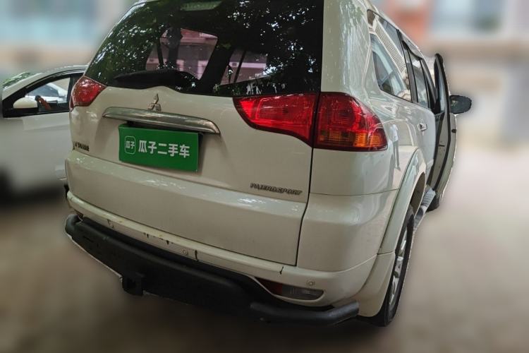 Used Mitsubishi Pajero Sport 2013 3.0L Automatic 4x4 Executive Edition Rear Right 45 Deg