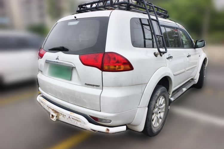 Used Mitsubishi Pajero Sport 2013 3.0L Automatic 4x4 Executive Edition Rear Right 45 Deg