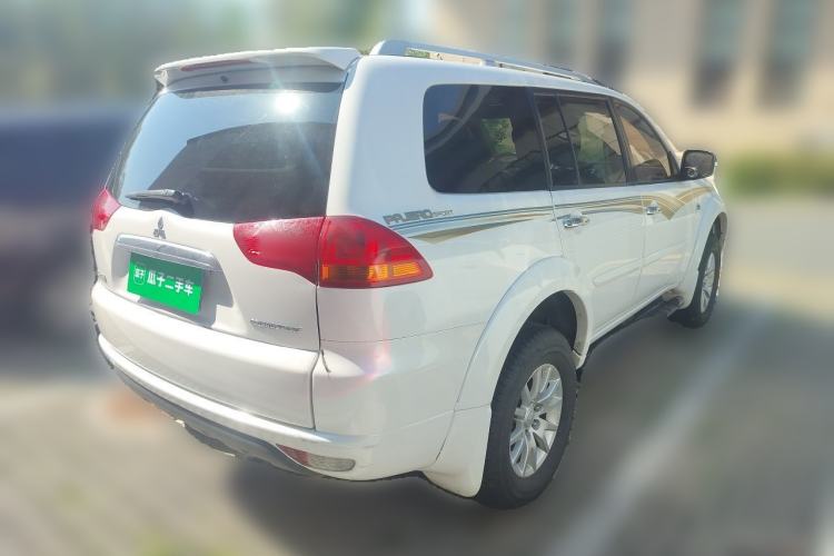Used Mitsubishi Pajero Sport 2013 3.0L Automatic 4x4 Flagship Edition Rear Right 45 Deg