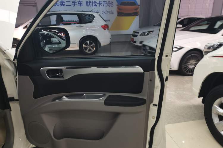 Used Mitsubishi Pajero Sport 2013 2.4L Manual Two-Wheel Drive Comfort Edition Right Front Door Interior