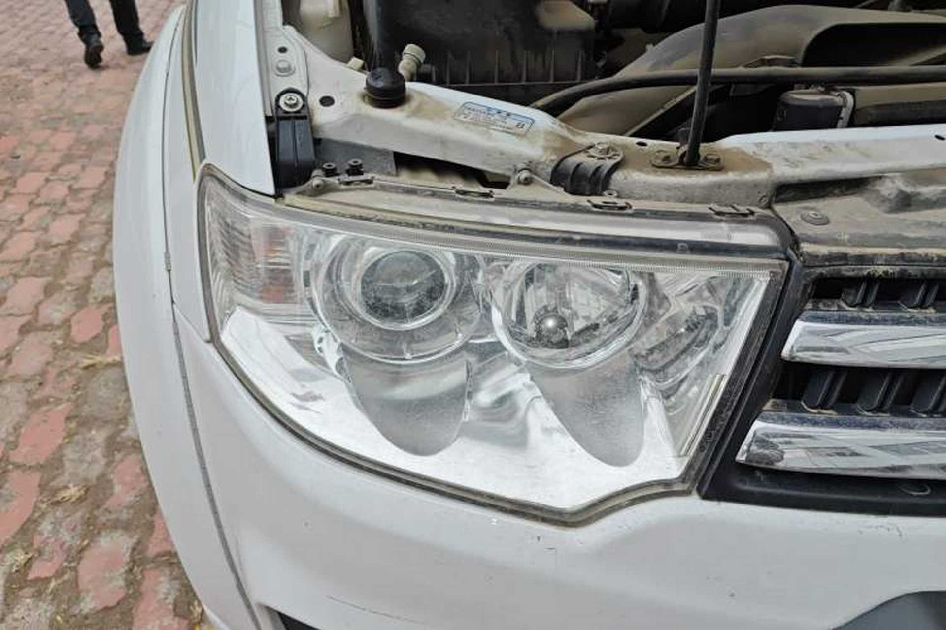 Used Mitsubishi Pajero Sport 2013 3.0L Automatic 4x4 Flagship Edition Right Front Headlight