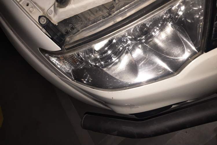 Used Mitsubishi Pajero Sport 2013 3.0L Automatic 4x4 Flagship Edition Right Front Headlight