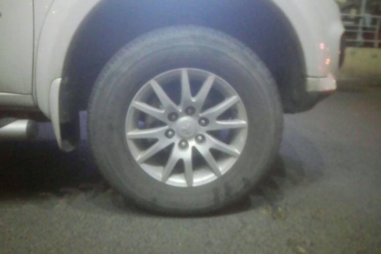 Used Mitsubishi Pajero Sport 2013 3.0L Automatic 4x4 Flagship Edition Right Front Wheel Hub