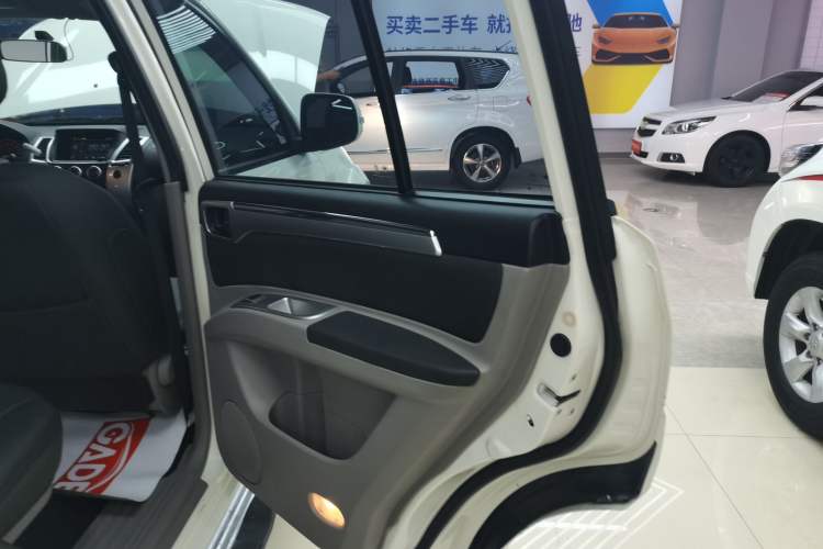 Used Mitsubishi Pajero Sport 2013 2.4L Manual Two-Wheel Drive Comfort Edition Right Rear Door Interior