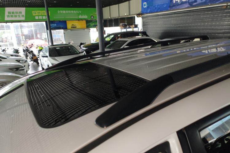 Used Mitsubishi Pajero Sport 2013 3.0L Automatic Two-Wheel Drive Luxury Edition Roof