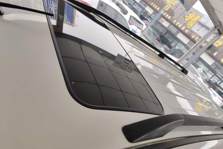 Used Mitsubishi Pajero Sport 2013 3.0L Automatic Two-Wheel Drive Luxury Edition Roof