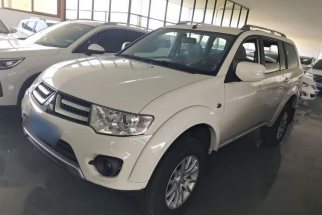 Used Mitsubishi Pajero Sport 2013 2.4L Manual Two-Wheel Drive Comfort Edition