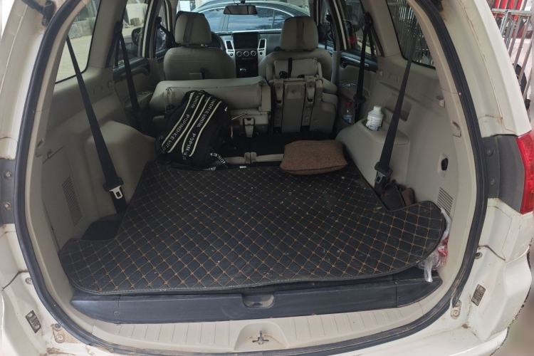 Used Mitsubishi Pajero Sport 2013 3.0L Automatic Two-Wheel Drive Luxury Edition Trunk