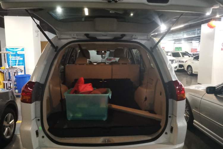 Used Mitsubishi Pajero Sport 2013 3.0L Automatic 4x4 Flagship Edition Trunk
