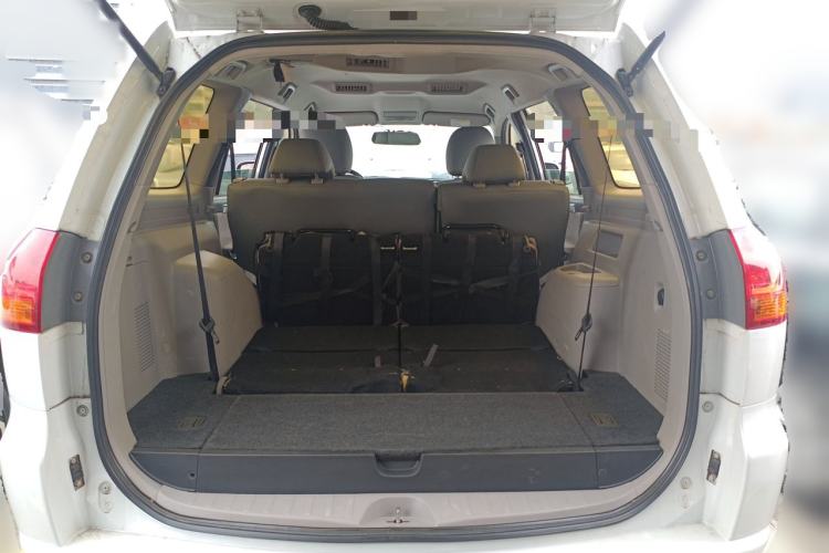 Used Mitsubishi Pajero Sport 2013 3.0L Automatic 4x4 Executive Edition Trunk
