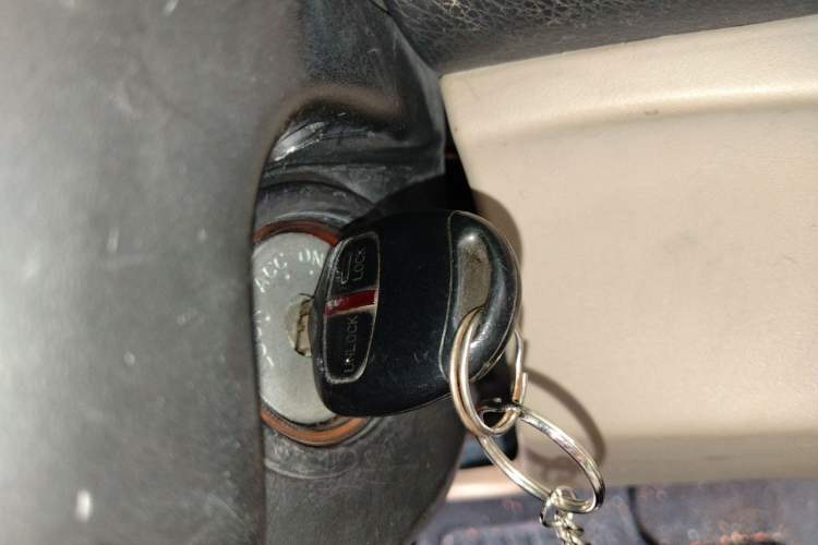 Used Mitsubishi Pajero Sport 2013 3.0L Automatic 4x4 Flagship Edition Vehicle Key