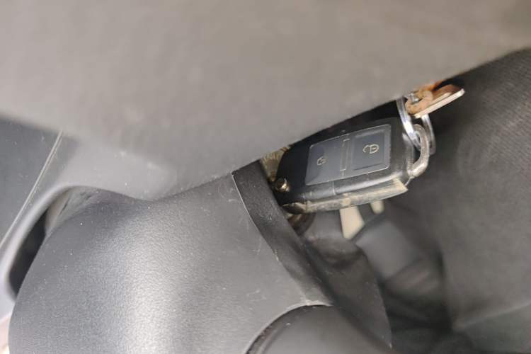 Used Mitsubishi Pajero Sport 2013 3.0L Automatic 4x4 Flagship Edition Vehicle Key