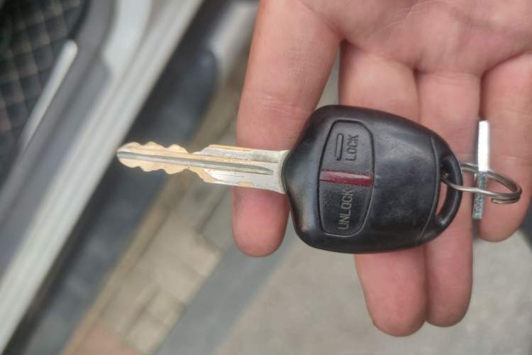 Used Mitsubishi Pajero Sport 2013 2.4L Manual Two-Wheel Drive Comfort Edition Vehicle Key