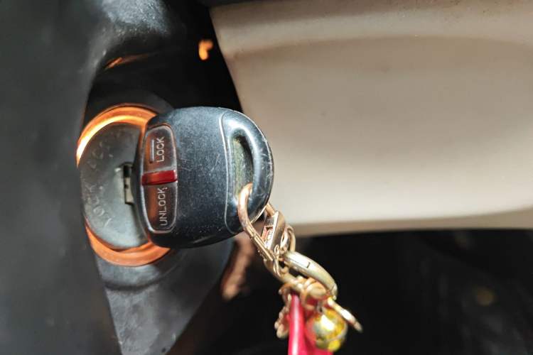 Used Mitsubishi Pajero Sport 2013 3.0L Automatic Two-Wheel Drive Luxury Edition Vehicle Key