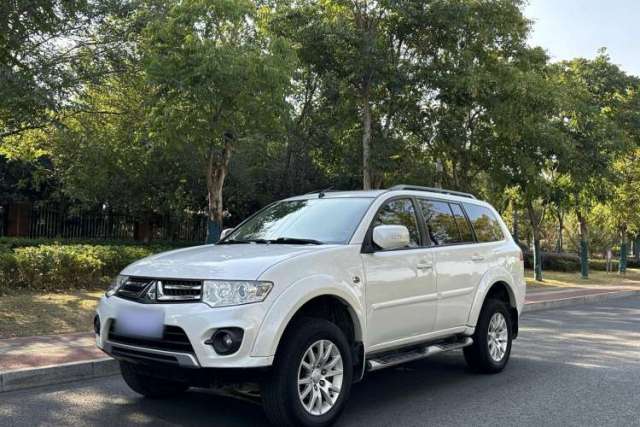 Used Mitsubishi Pajero Sport 2013 3.0L Automatic Two-Wheel Drive Luxury Edition