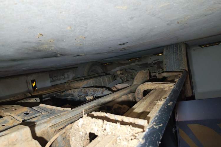 Used Mitsubishi Pajero Sport  Chassis Front Right