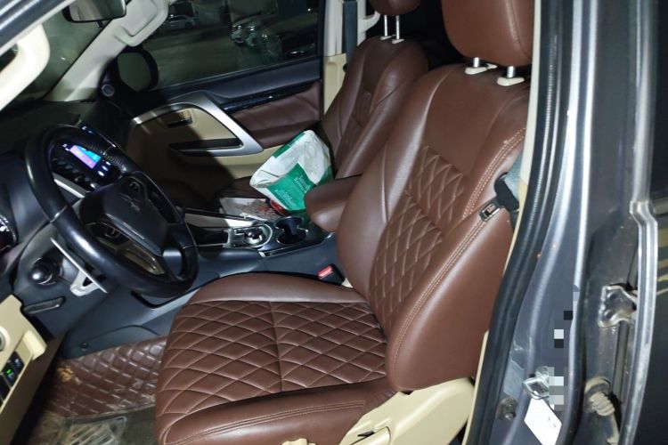 Used Mitsubishi Pajero Sport  Left Front Seat
