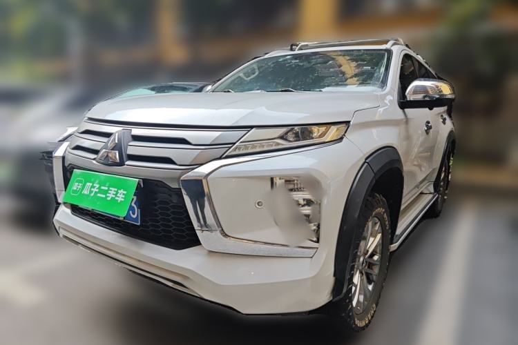 Used Mitsubishi Pajero Sport Mitsubishi Pajero 2019, 3.0L Automatic, 7 Seater (Parallel Import) Guazi used car, China used car export, Used car for sale, Used  cars, Cheapest cars for sale