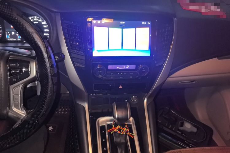 Used Mitsubishi Pajero Sport  Audio And AC Panel