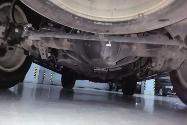 Used Mitsubishi Pajero Sport  Chassis Rear