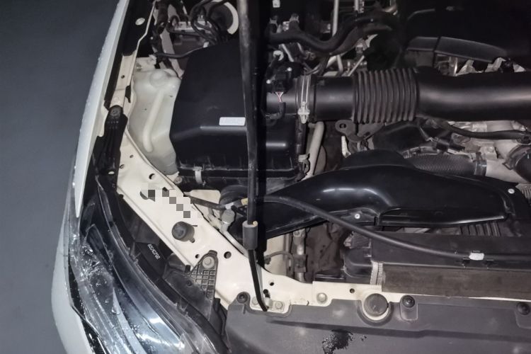 Used Mitsubishi Pajero Sport  Engine Bay Right