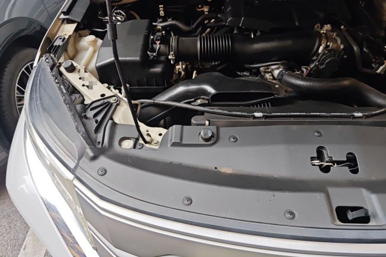 Used Mitsubishi Pajero Sport  Engine Bay Right