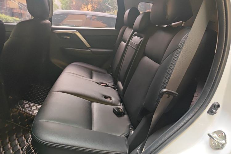Used Mitsubishi Pajero Sport  Left Rear Seat