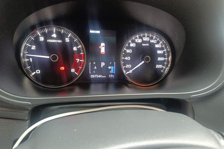 Used Mitsubishi Pajero Sport  Odometer Close Up
