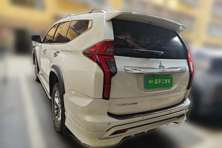 Used Mitsubishi Pajero Sport  Rear Left 45 Deg