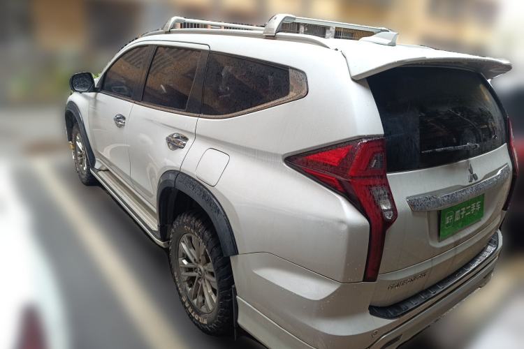 Used Mitsubishi Pajero Sport  Rear Left 45 Deg