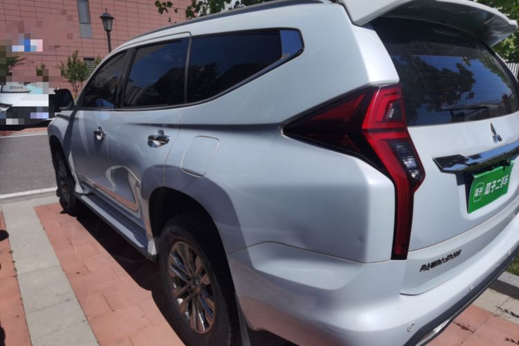 Used Mitsubishi Pajero Sport  Rear Left 45 Deg