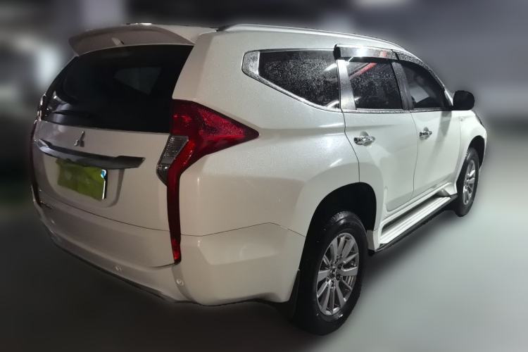 Used Mitsubishi Pajero Sport  Rear Right 45 Deg