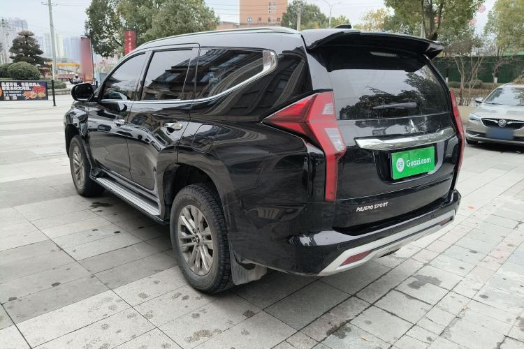 Used Mitsubishi Pajero Sport 2020 3.0L Luxury Edition Exterior 3