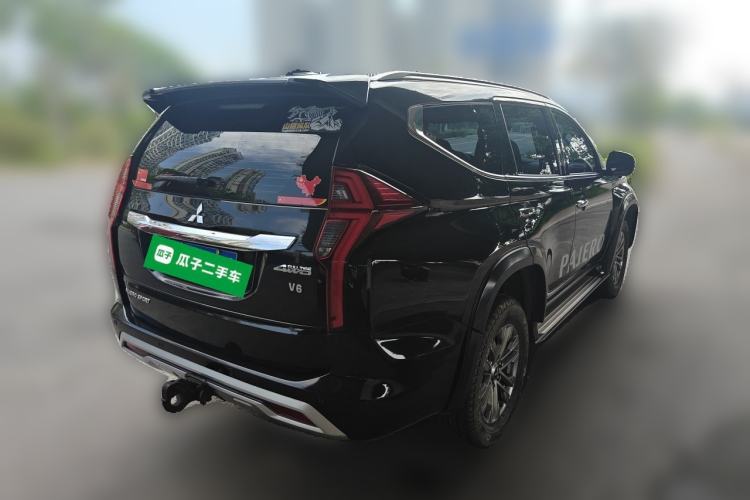 Used Mitsubishi Pajero Sport 2020 3.0L Luxury Edition Rear Right 45 Deg