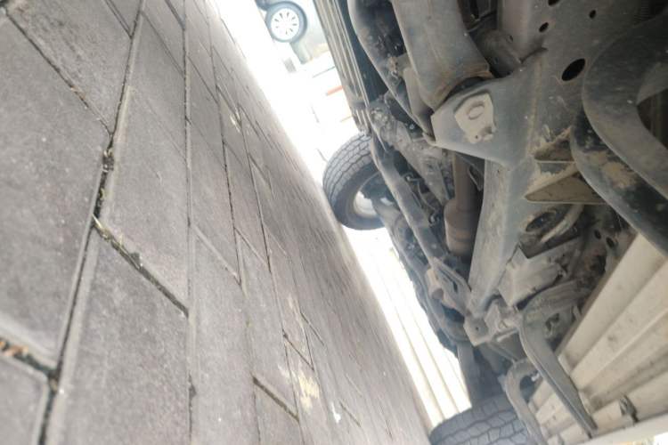Used Mitsubishi Pajero Sport  Chassis Rear Right