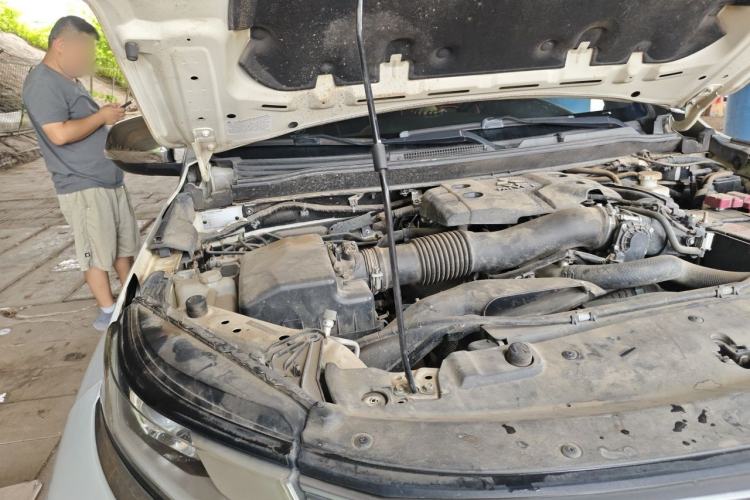 Used Mitsubishi Pajero Sport 2020 3.0L Executive Edition Engine Bay Right