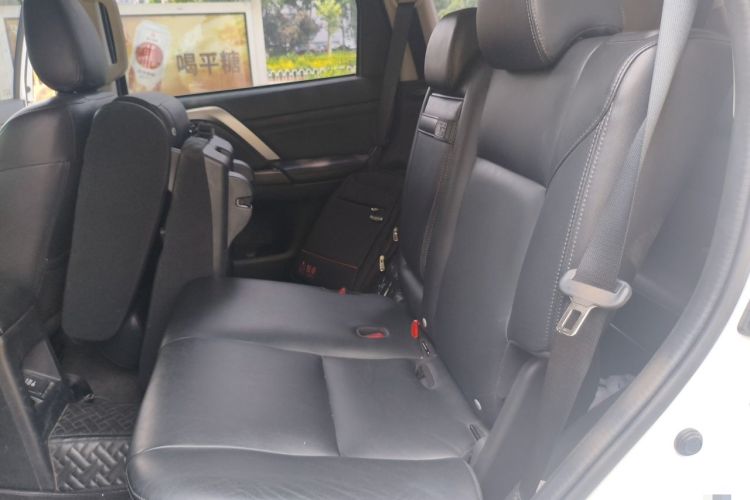 Used Mitsubishi Pajero Sport 2020 3.0L Luxury Edition Left Rear Seat