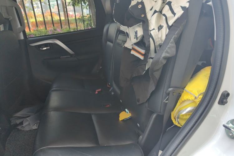 Used Mitsubishi Pajero Sport 2020 3.0L Luxury Edition Left Rear Seat