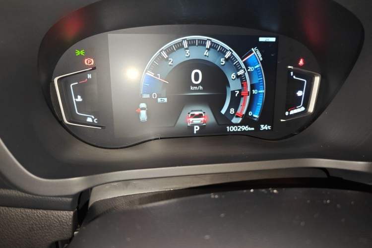 Used Mitsubishi Pajero Sport 2020 3.0L Luxury Edition Odometer Close Up