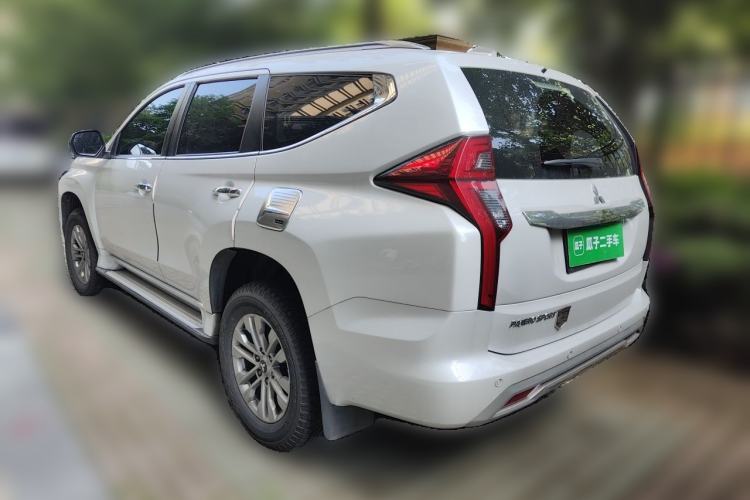 Used Mitsubishi Pajero Sport 2020 3.0L Luxury Edition Rear Left 45 Deg