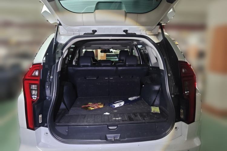 Used Mitsubishi Pajero Sport 2020 3.0L Luxury Edition Trunk
