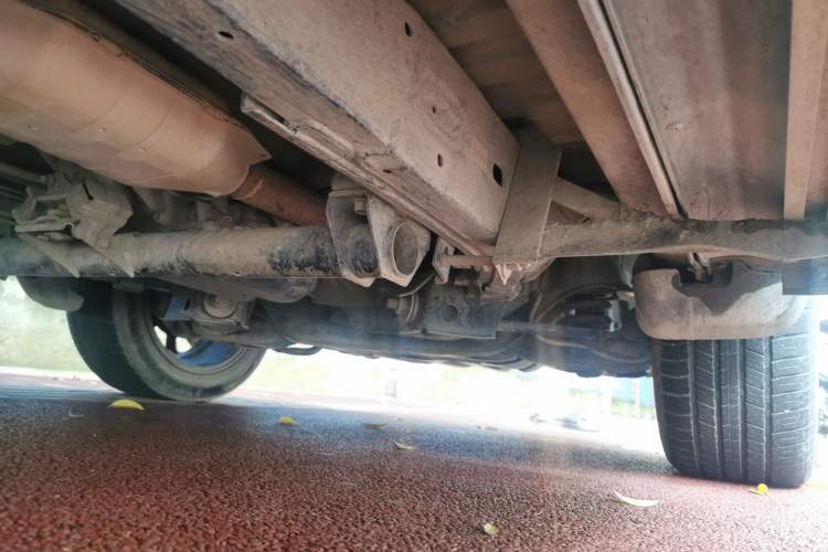Used Mitsubishi Zinger 2010 2.0L Automatic Luxury Version Chassis Front Right