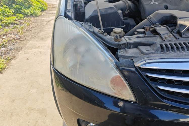 Used Mitsubishi Zinger 2010 2.0L Manual Transmission Luxury Version Right Front Headlight
