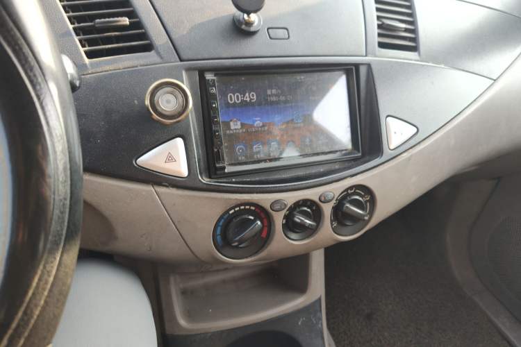 Used Mitsubishi Zinger 2011 2.0L Manual Classic Trim Audio And AC Panel