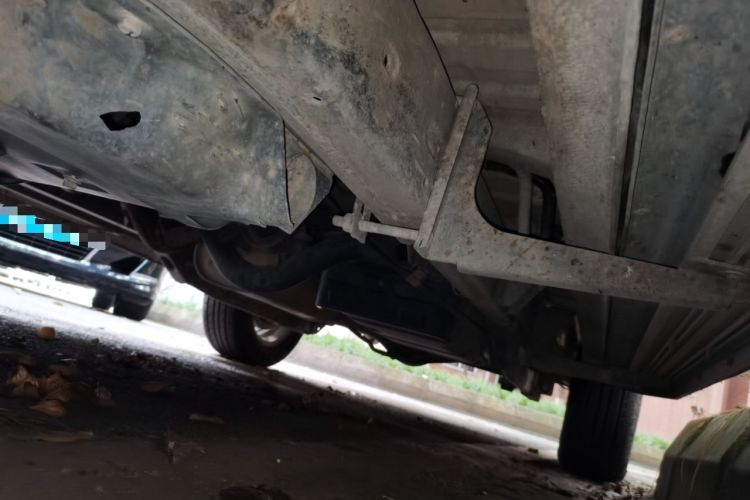 Used Mitsubishi Zinger 2011 2.0L Manual Transmission Luxury Version Chassis Front Left