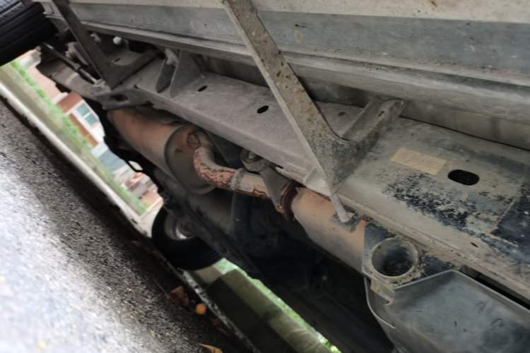 Used Mitsubishi Zinger 2011 2.0L Manual Transmission Luxury Version Chassis Front Right