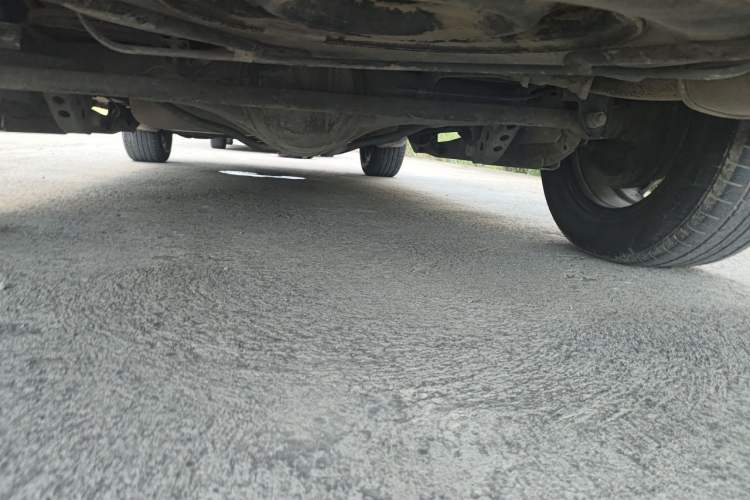 Used Mitsubishi Zinger 2011 2.0L Automatic-Transmission Flagship Version Chassis Rear