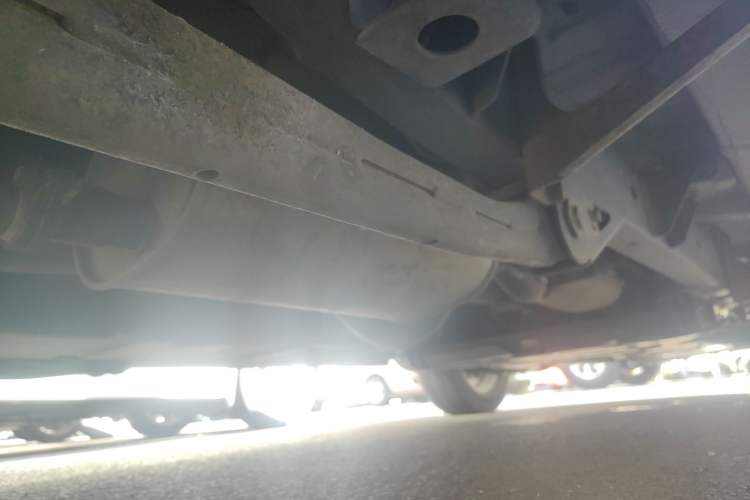 Used Mitsubishi Zinger 2011 2.0L Manual Transmission Luxury Version Chassis Rear Right