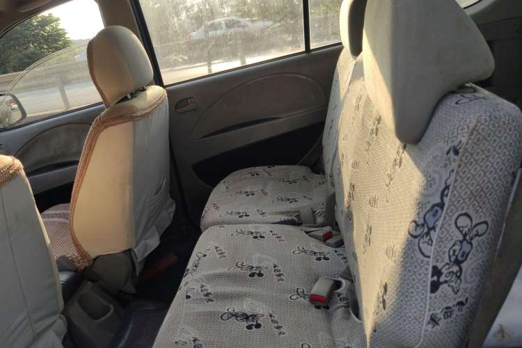 Used Mitsubishi Zinger 2011 2.0L Manual Classic Trim Left Rear Seat